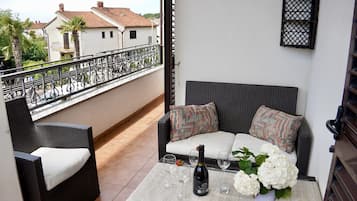 Apartment (A1) | Balcony