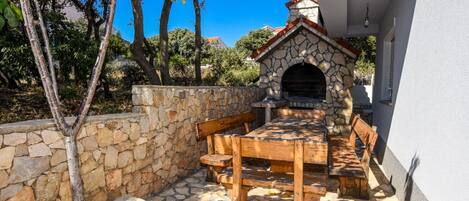 BBQ/picnic area