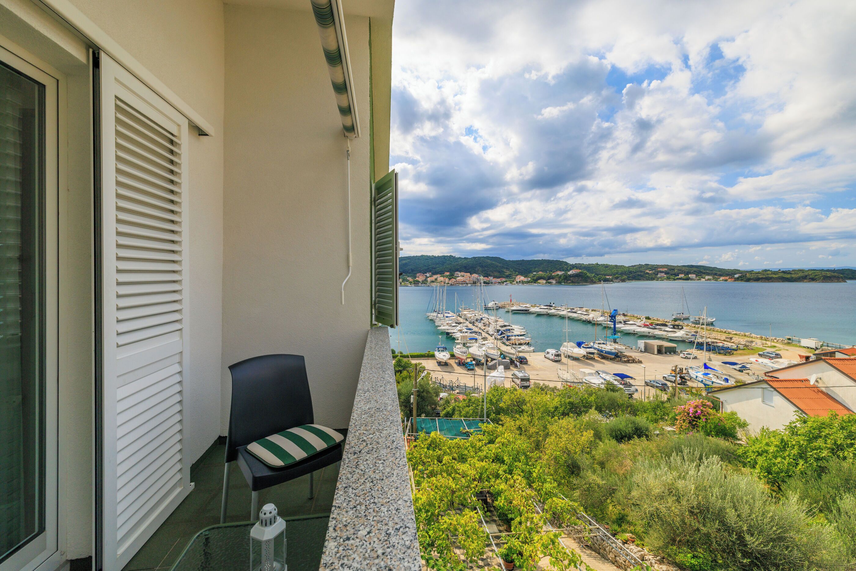 Apartment (A3) | Water view