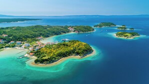 Besorolás nélküli kép, 2. 66 közül, gomb