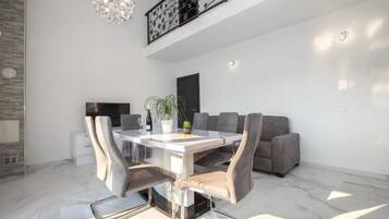 Apartment (A3) | Living room