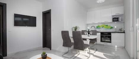 Apartment (A2) | Private kitchen