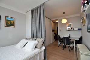 Studio (A1) | Interiör