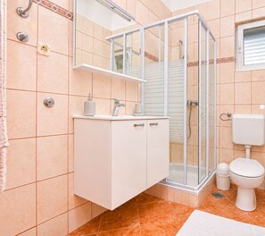 Bathroom - Apartments Josipa (Primosten)