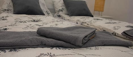 บ้านพัก | เตารีด/โต๊ะรีดผ้า, เปล/เตียงเด็กอ่อน (ฟรี), Wi-Fi ฟรี