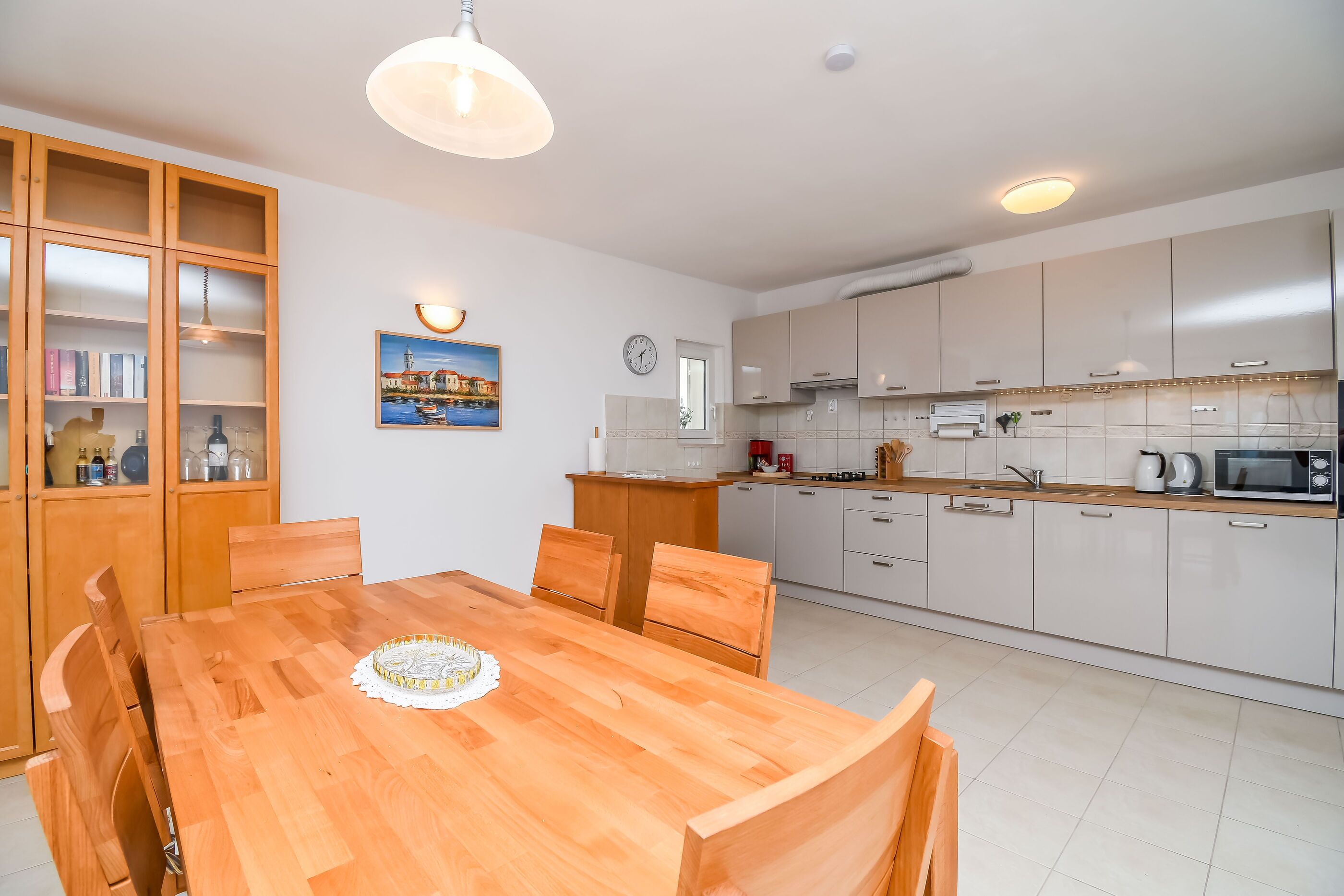 Apartment (A1) | Dining