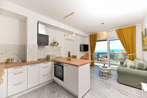 Leilighet (A3) | Oppholdsrom | Smart-TV, Netflix og strømmetjenester