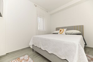 Apartment (A2) | Iron/ironing board, free WiFi