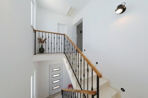 House | Staircase - House Bona (Sukosan)