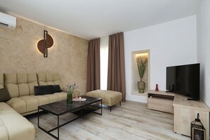 Ferienhaus | Fernseher