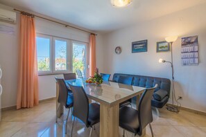 Apartment (A1) | Dining - Apartment Silvana (Crikvenica)