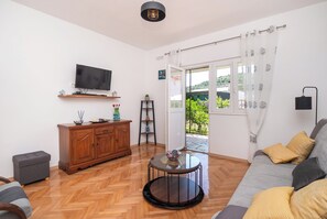 บ้านพัก | ห้องนั่งเล่น | เครื่องเล่นดีวีดี