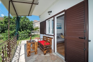 House | Balcony