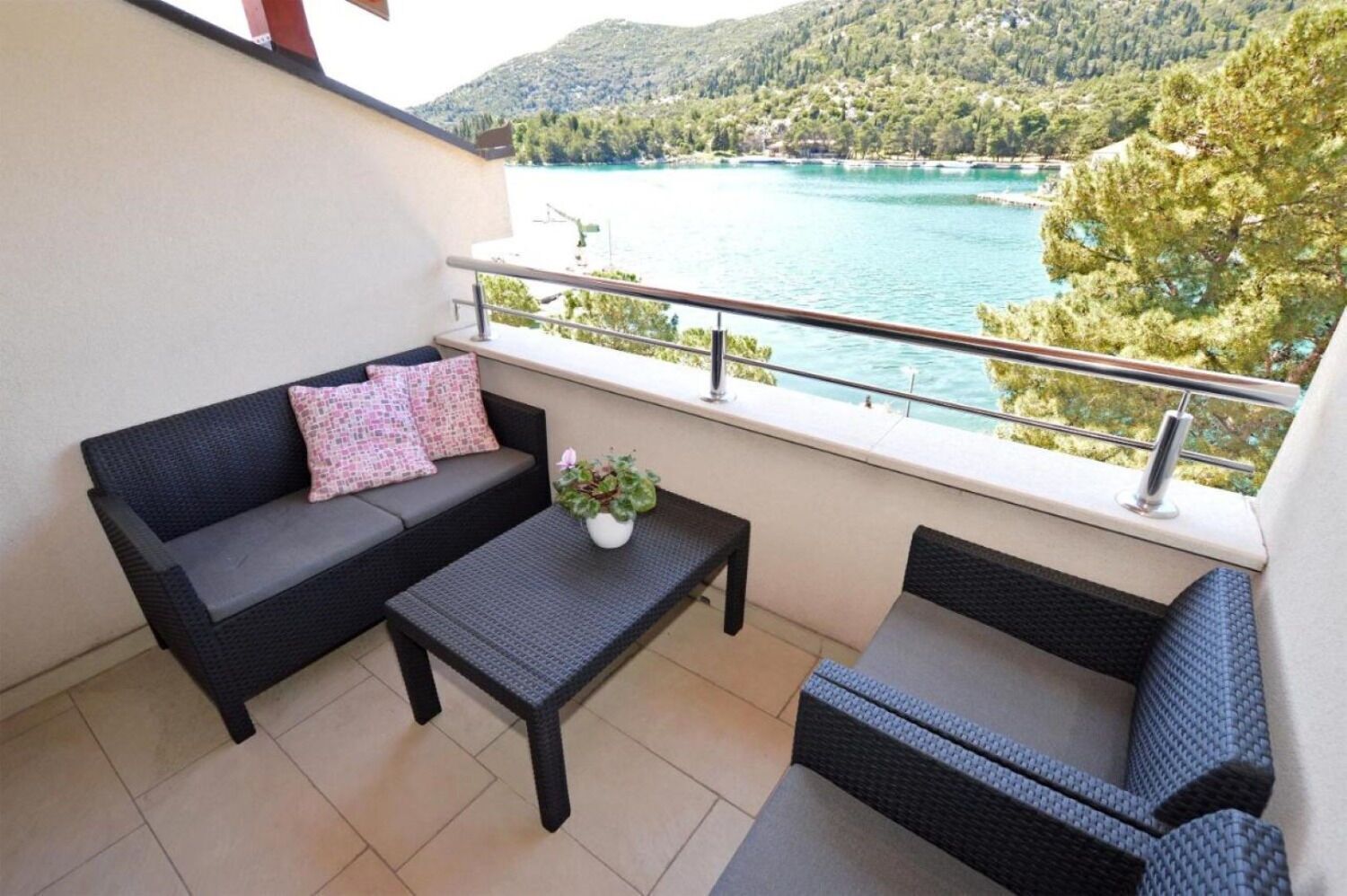 Apartment (A1) | Balcony
