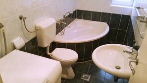 Apartment (A1) | Bathroom - Apartments Mat (Vodice)