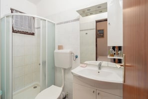 Apartment (A2) | Bathroom - Apartments Vjeko (Nin)
