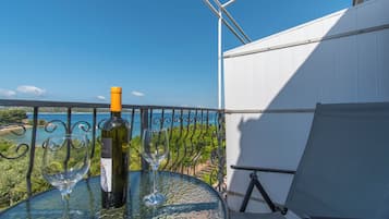 Apartment (A2) | Water view