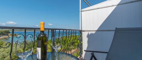 Apartment (A2) | Water view