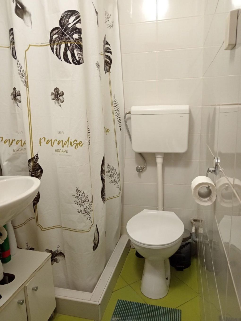 Room (S1) | Bathroom