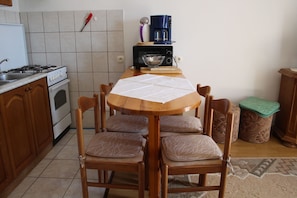 Apartment (A3) | Private kitchen | Fridge, oven, stovetop, dishwasher - Apartments Marija (Novi Vinodolski)