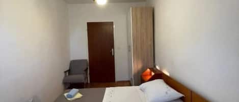 Apartment (A1)