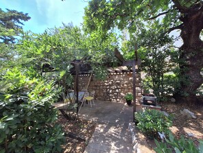 Courtyard - Apartment Vera (Crikvenica)