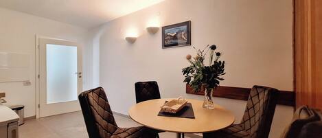 아파트 (A1) | 전용 주방 | 냉장고, 오븐, 쿡탑, 식기 세척기