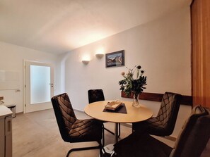 Apartment (A1) | Private kitchen - Apartment Vera (Crikvenica)
