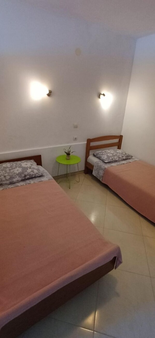 Studio (A1) | Free WiFi - Apartment More 1 (Savar)