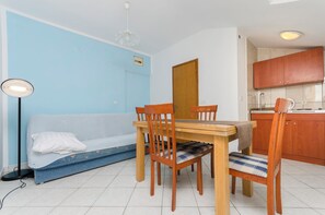 Apartment (A2) | Private kitchen - Apartments Josip (Vodice)