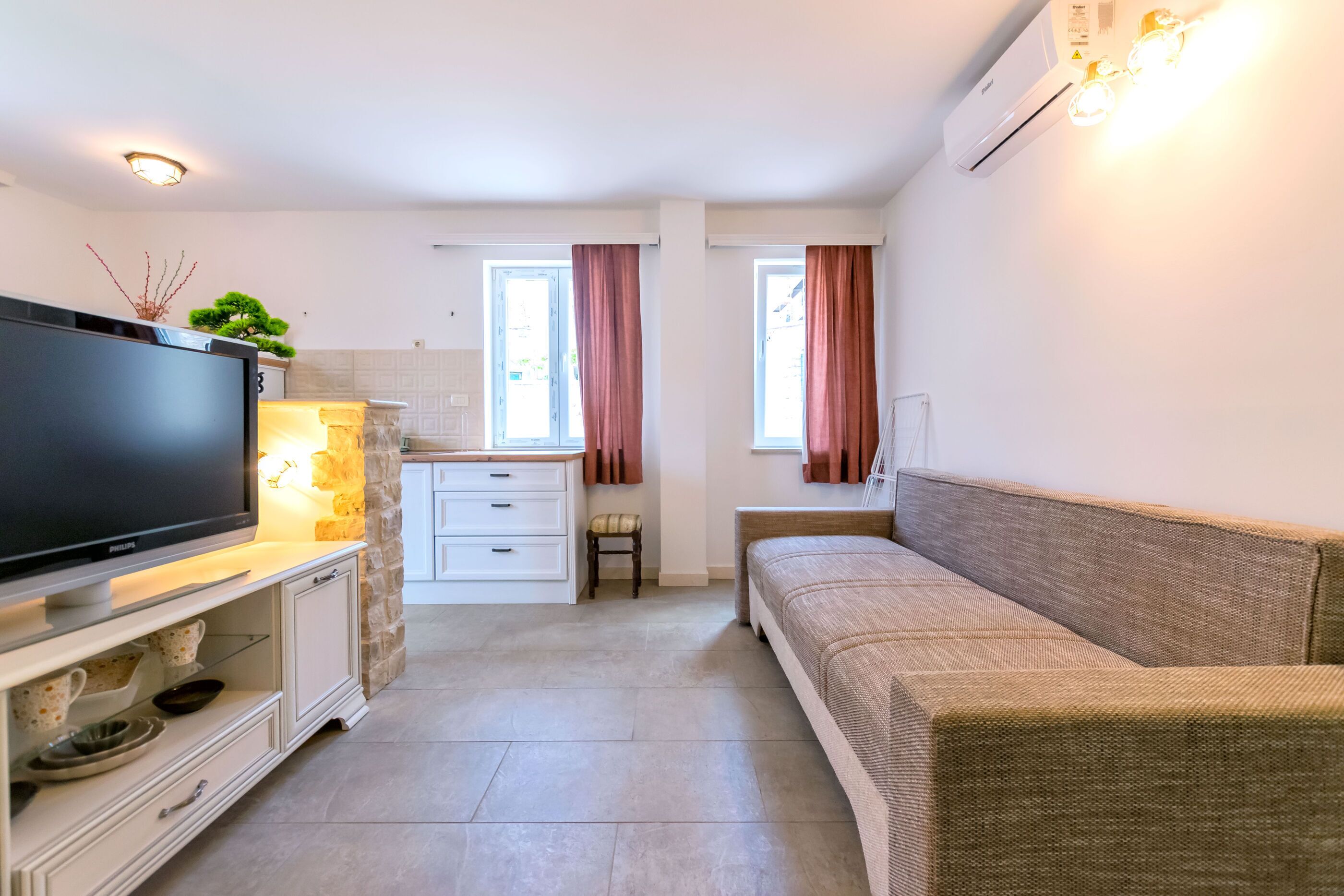 아파트 (A3) | 거실