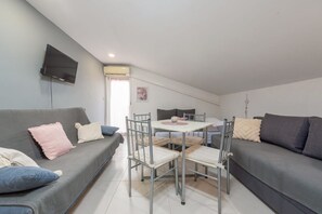 Studio (A2) | Olohuone