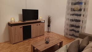 Apartment (A1) | Ruang tamu