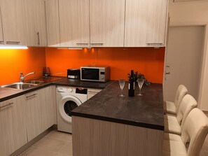Apartment (A1) | Private kitchen - Apartment Marinko (Zadar)