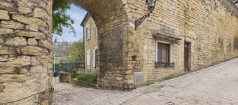 House for 6 with garden, in the heart of Sarlat