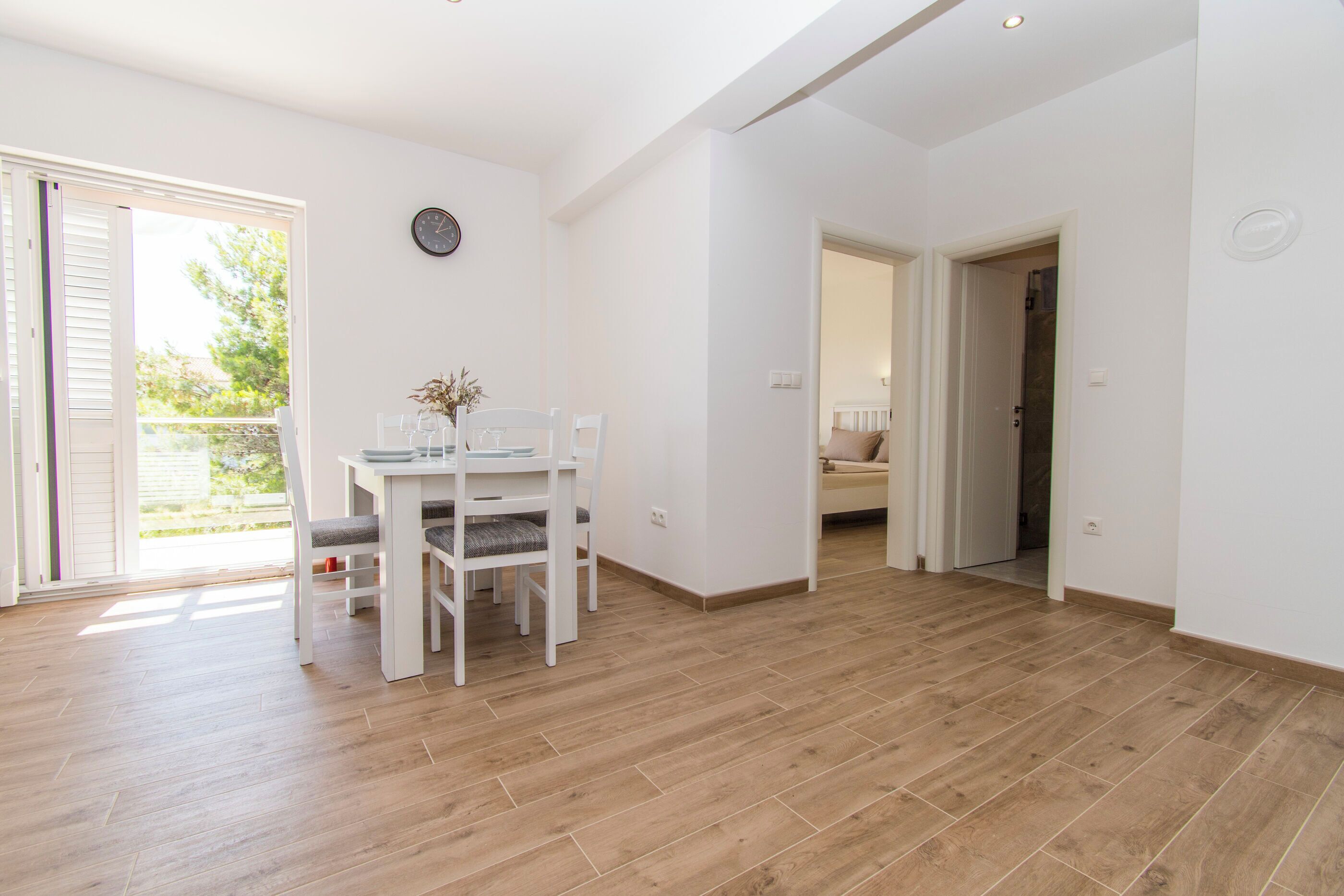 Apartment (A2) | Dining