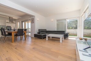 Apartment (A1) | Living room - Apartments Pavlovic (Vodice)