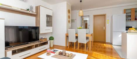 Apartment (A1) | Living room