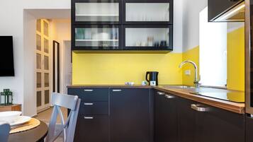 House | Private kitchen | Fridge, oven, stovetop, dishwasher