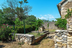 Garden - House Stika (Skradin)