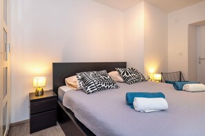 House | Iron/ironing board, free WiFi - House Stika (Skradin)