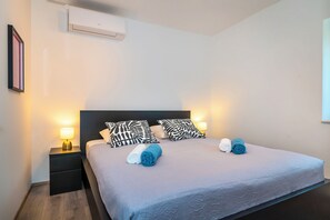 Iron/ironing board, free WiFi - House Stika (Skradin)