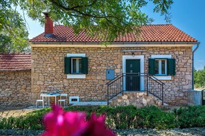 Building design - House Stika (Skradin)