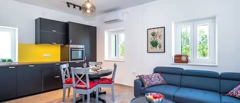 House | Private kitchen