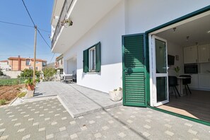 Apartment (A2) | Innenhof