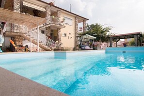 Outdoor pool - Apartments Nada (Fazana)