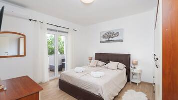 Ferienhaus | Zimmersafe, Bügeleisen/Bügelbrett, kostenloses WLAN