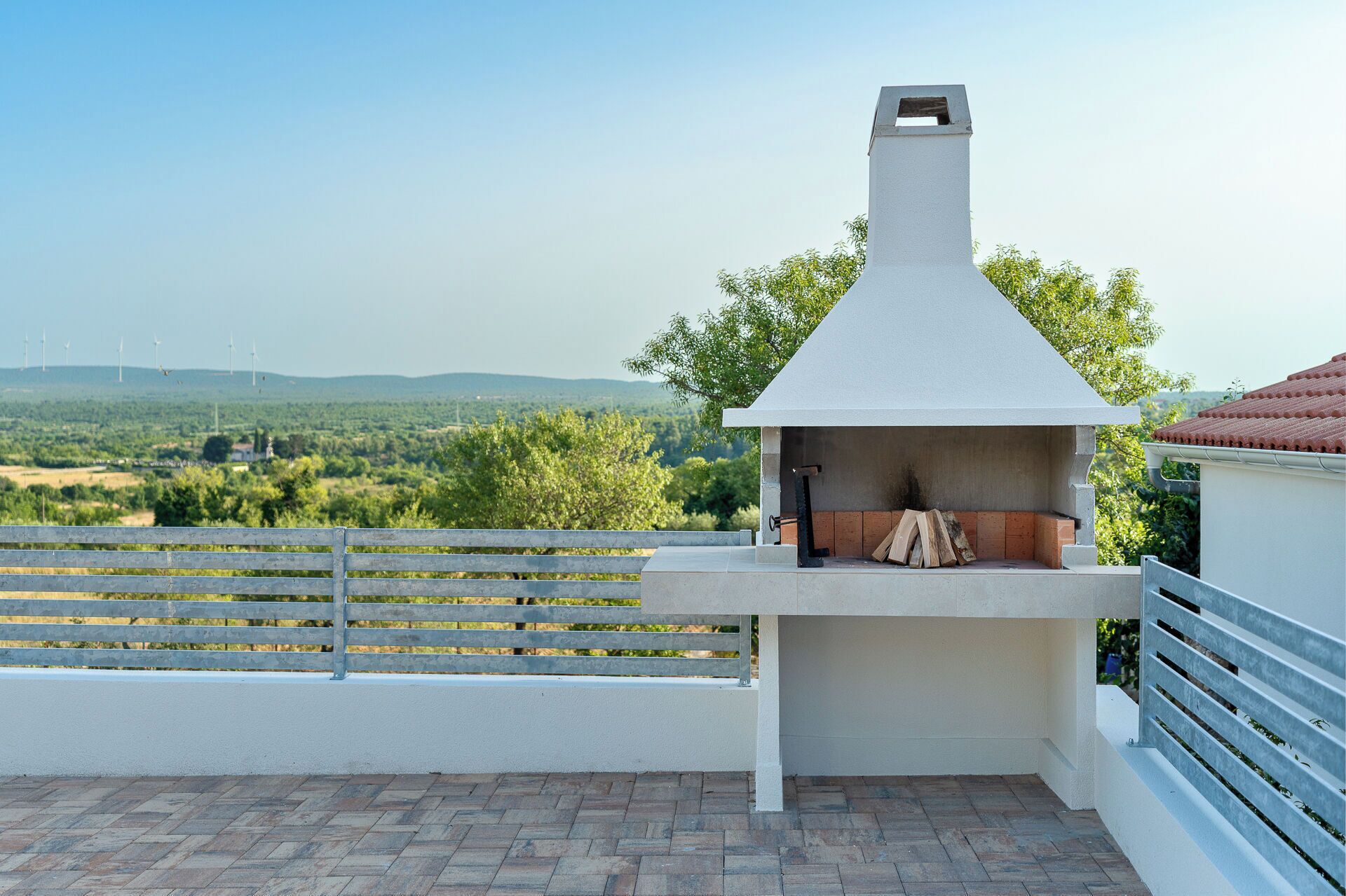 Kawasan BBQ/berkelah