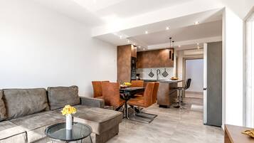 Apartment (A2) | Eigene Küche | Espressomaschine, Kühlschrank, Mikrowelle, Ofen