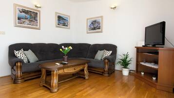 Apartment (A1) | Living room